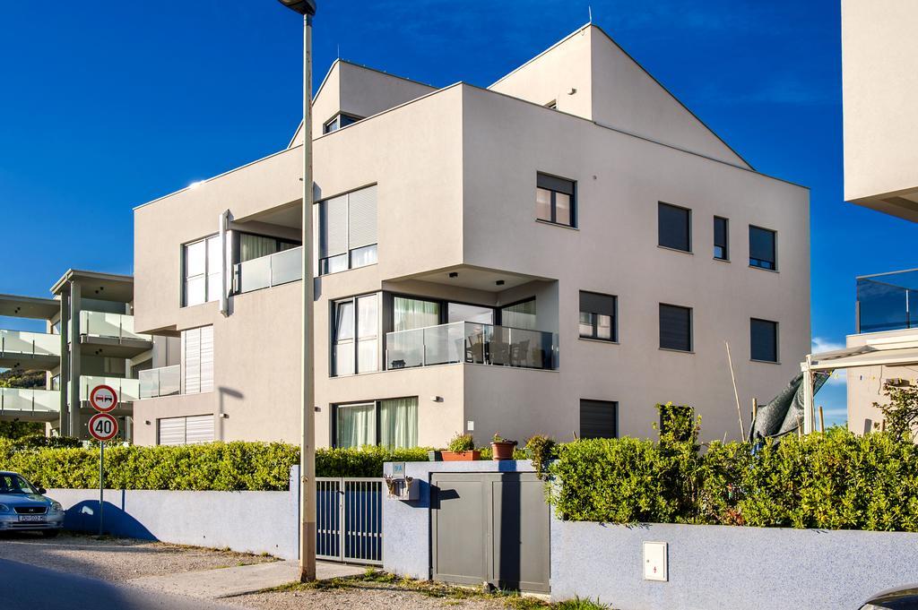 Sunset Luxury Apartment روفينج المظهر الخارجي الصورة